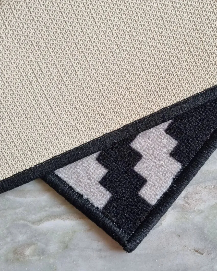 Jacquard Pattern Anti-Slip Nylon Area Rug | 3 x 5 Ft