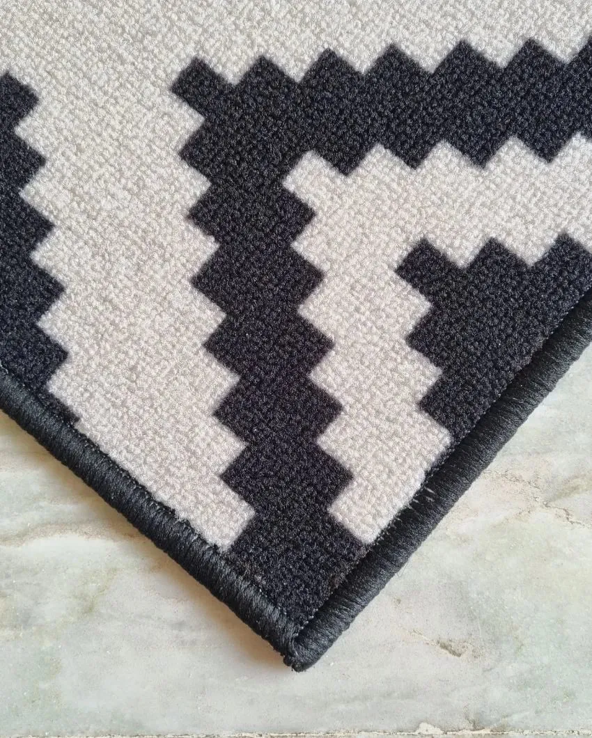 Jacquard Pattern Anti-Slip Nylon Area Rug | 3 x 5 Ft