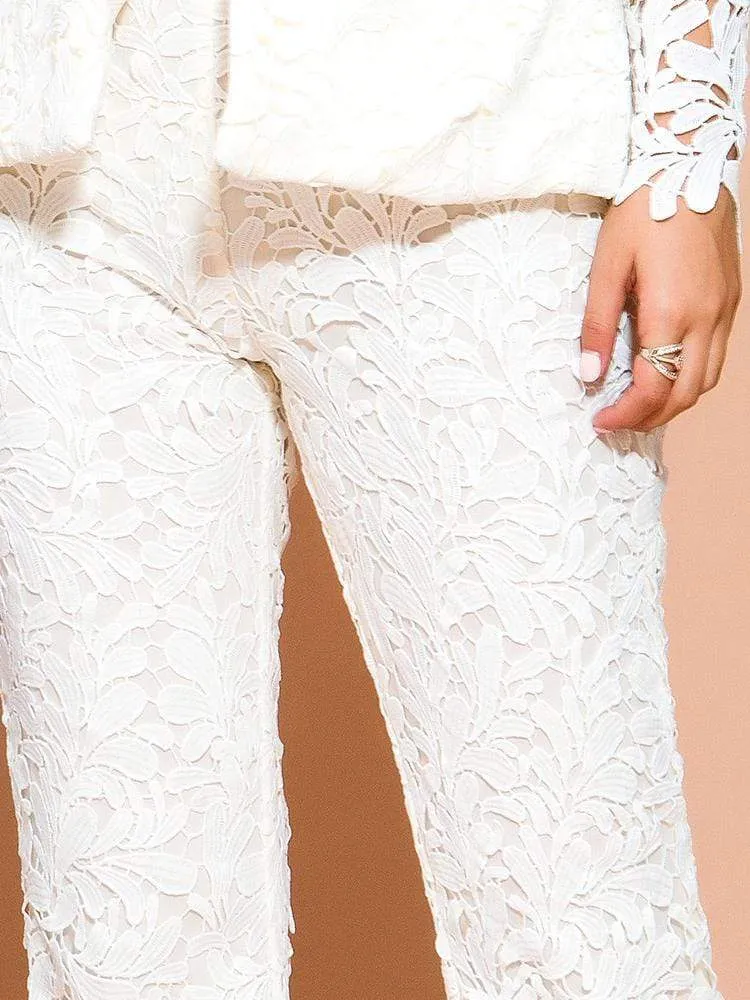 Lady Elegant Lace White Suit