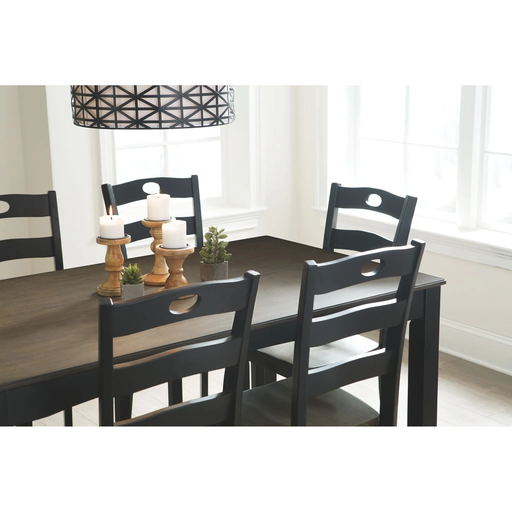 Lorimer Casual Dining