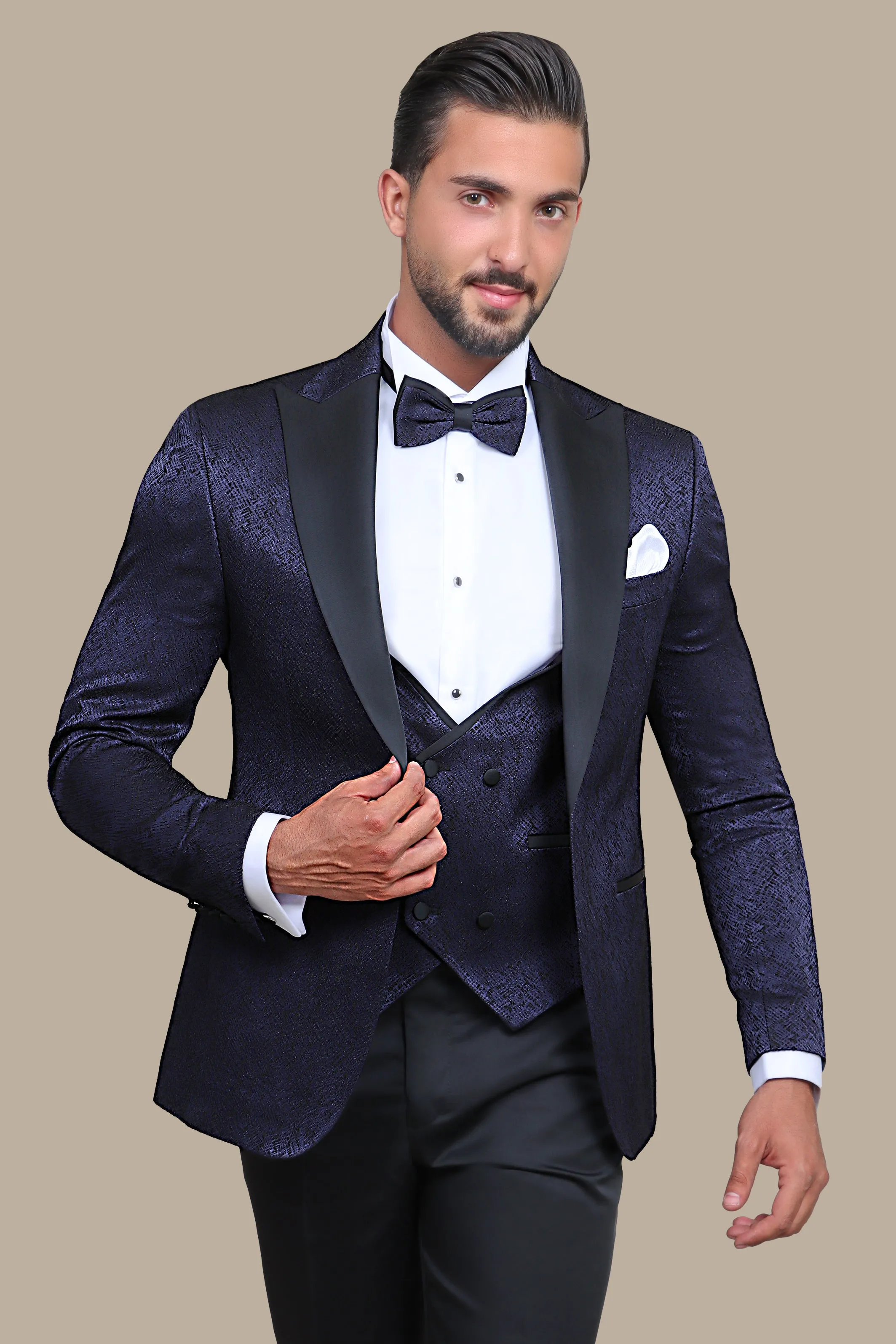 Navy Elegance: Tuxedo Peak Pattern in 4-Piece Shiny Set