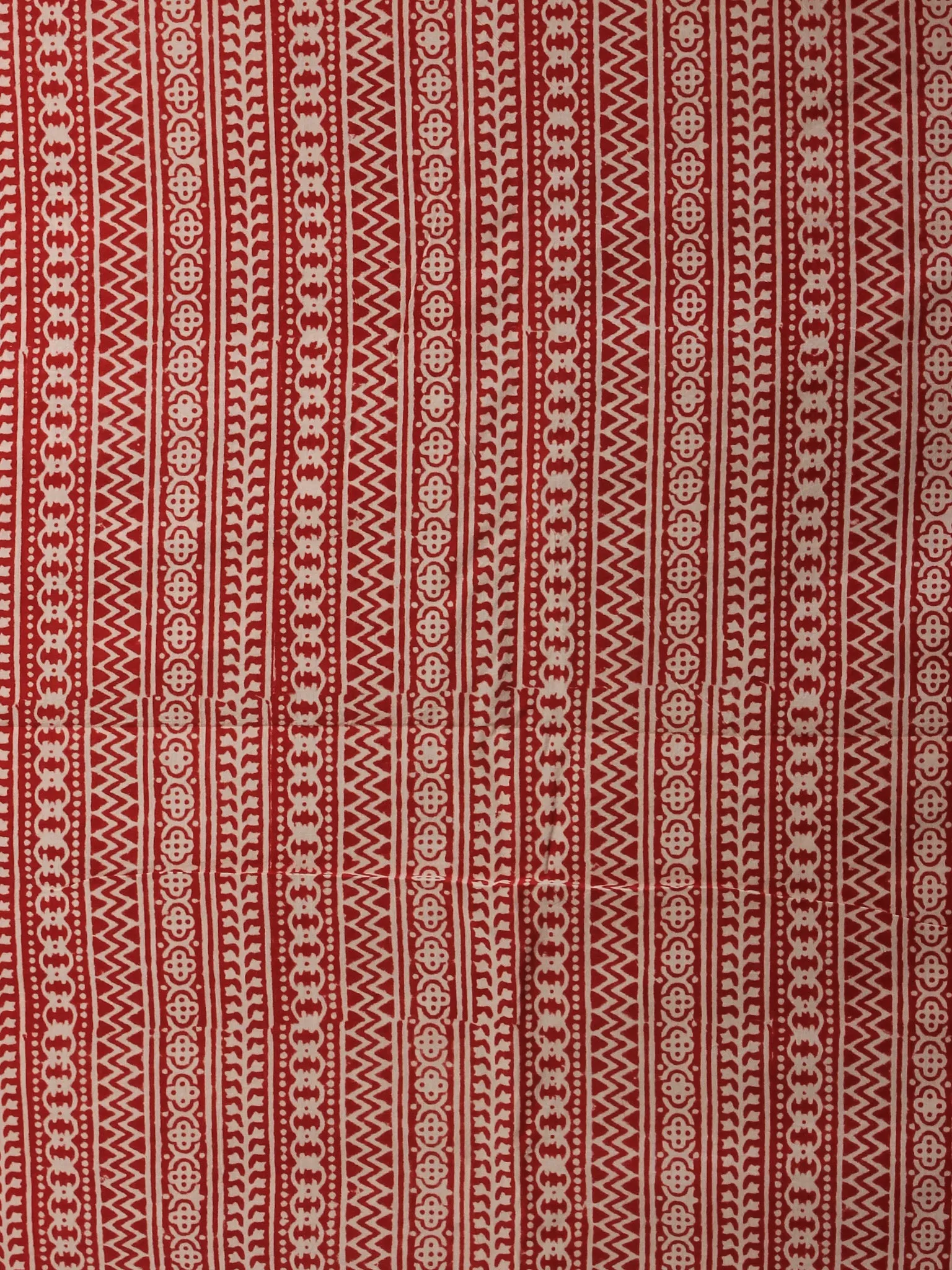 Off White Red Black Bagh Hand Block Printed Cotton Suit-Salwar Fabric With Chiffon Dupatta (Set of 3) - SU01HB410