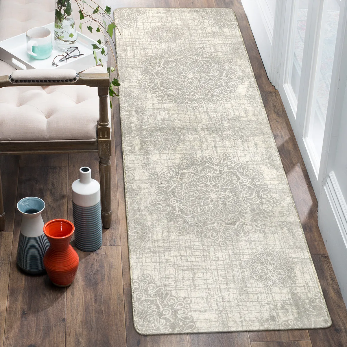 Oriane Vintage Medallion Area Rug