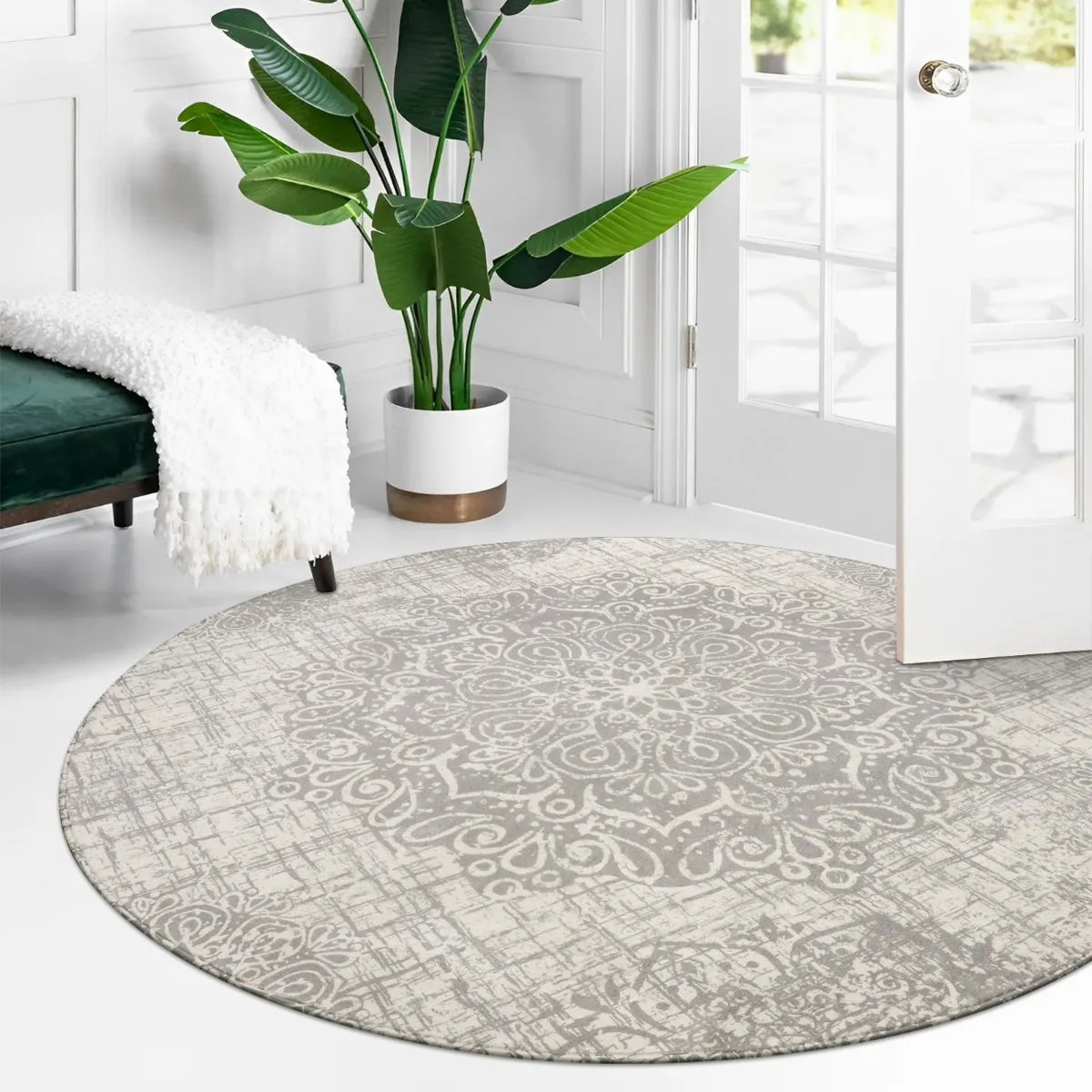 Oriane Vintage Medallion Area Rug
