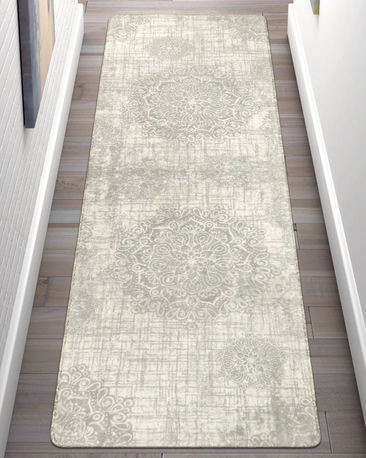Oriane Vintage Medallion Area Rug