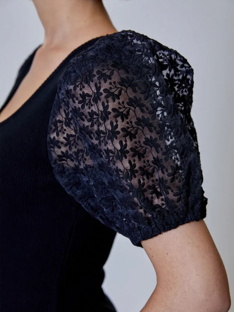 Petal Puffed Short Sleeve Sweater Top