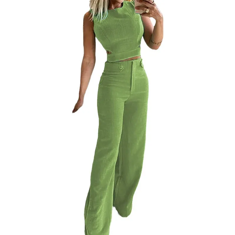 Slim fit sleeveless button suit